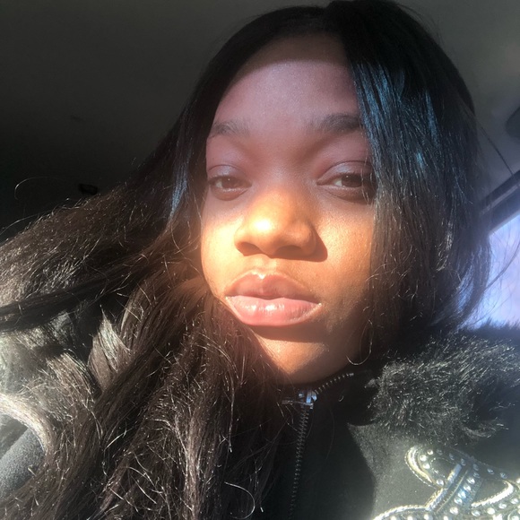 Meet your Posher, Ineatha - Picture 1 of 1